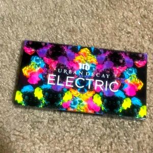 Urban decay Electric Palette